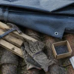 bache pour toiture outils couvreur sur tuiles